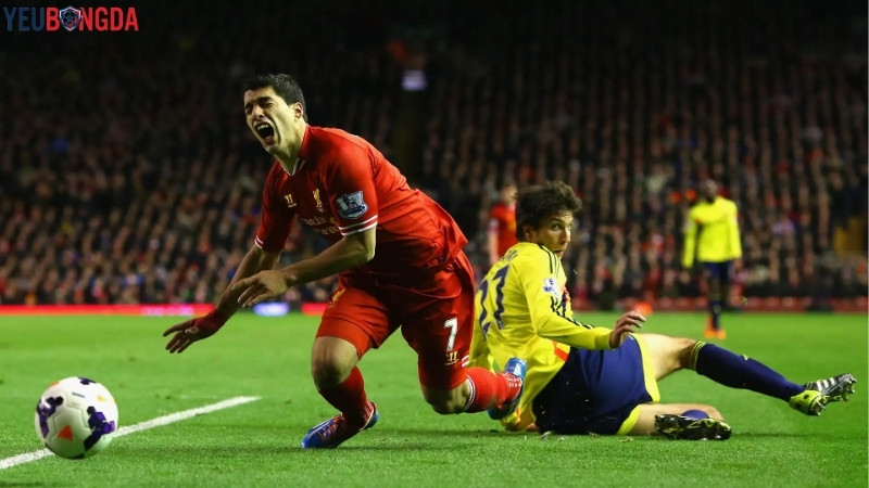 Ăn vạ hay giả vờ chấn thương là phi thể thao