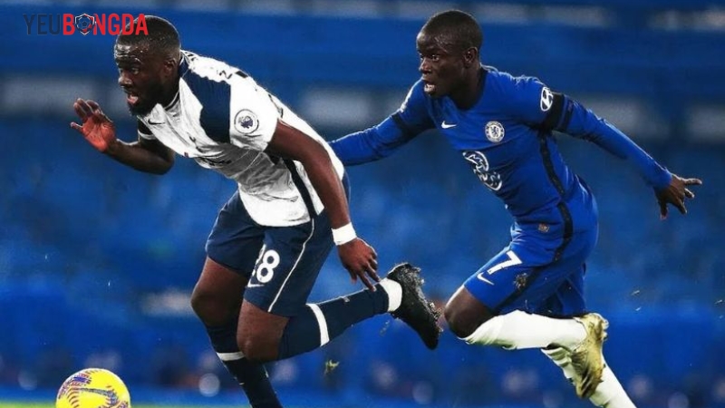 Khéo léo chuyển hướng câu chuyện