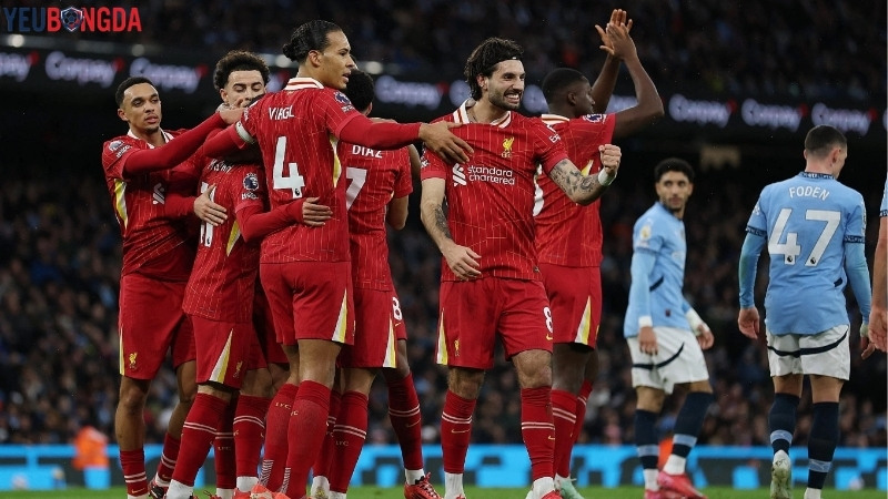 Nguồn gốc và ý nghĩa của tên gọi Lữ đoàn đỏ