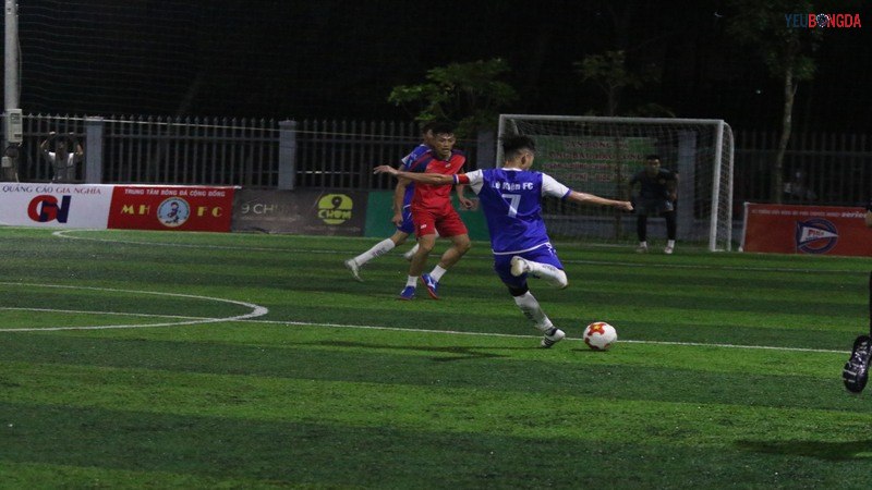 Nhu cầu sân phủi Thuận Giao tăng nhanh