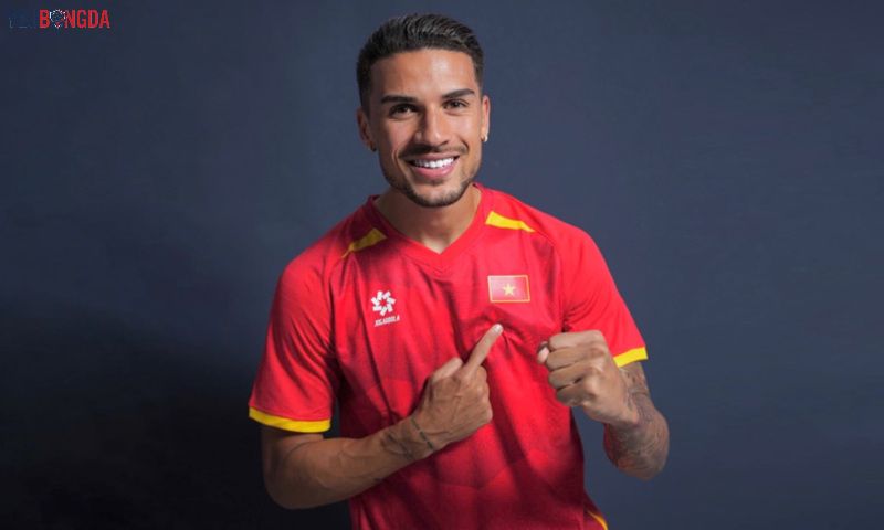 Đỗ Hoàng Hên được Kim Sang-sik dùng để củng cố hàng công