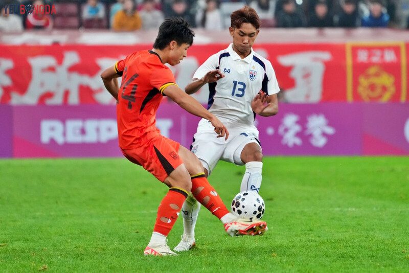 Hàng loạt lỗ hổng của tuyển Thái sau khi gặp Trung Quốc